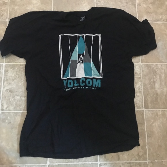 Black volcom shirt - Picture 1 of 1